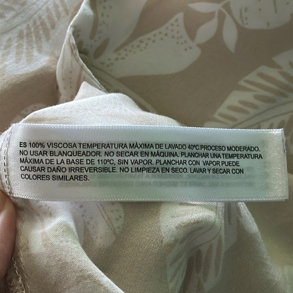 Tommy Bahama Tan Floral Men's Shirt - Picture 5 of 5